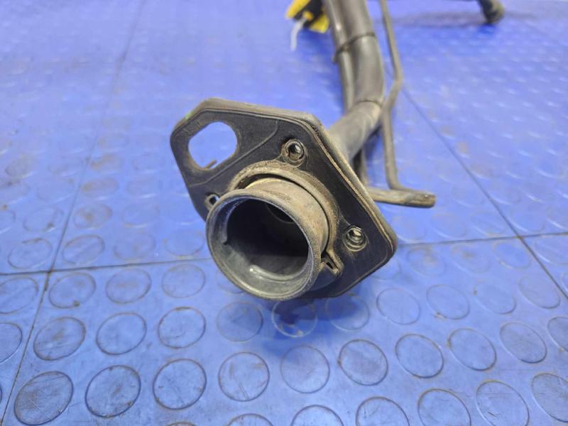 2011-2014 Hyundai Sonata Fuel Filler Neck Assembly Genuine OEM 310303Q500