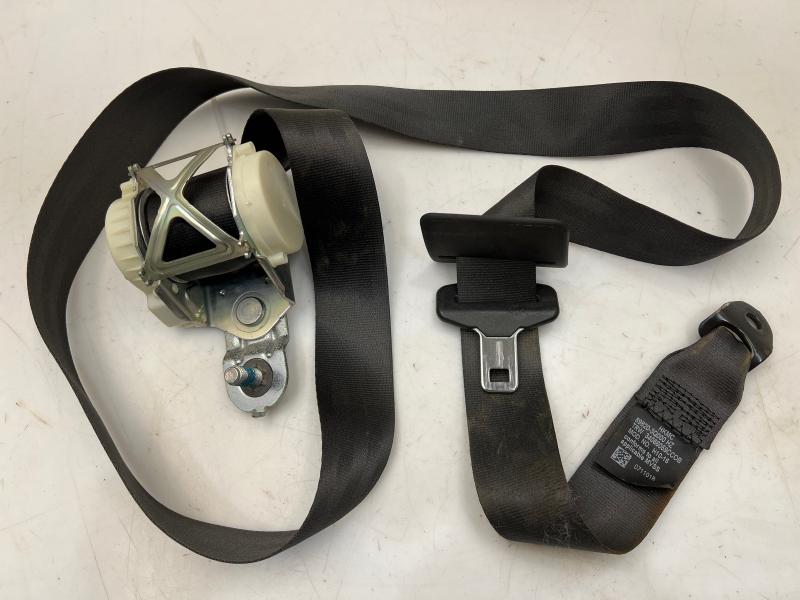 2011 Hyundai Sonata Rear Seat Belt
