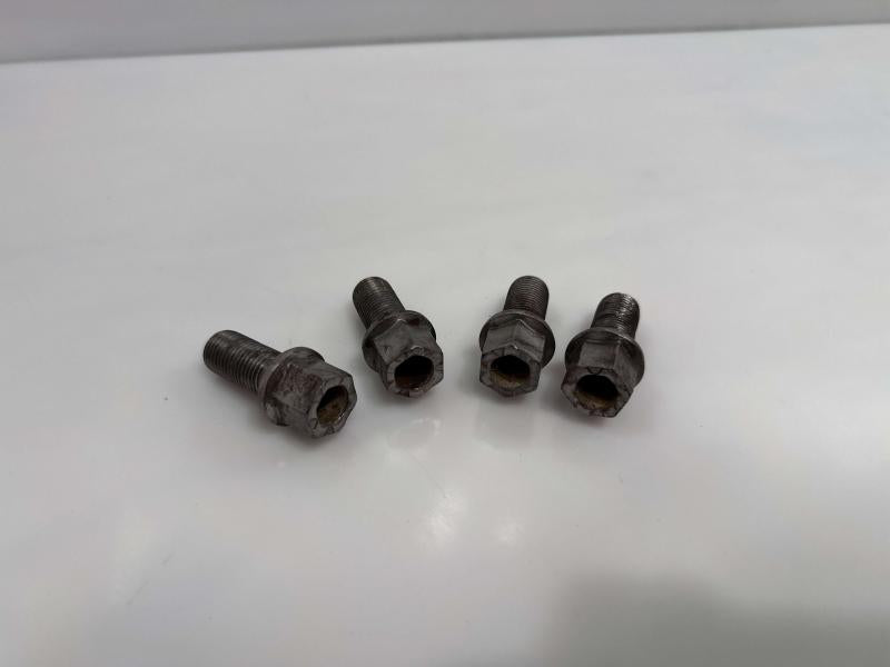 2012 Volkswagen Jetta Lug Nuts
