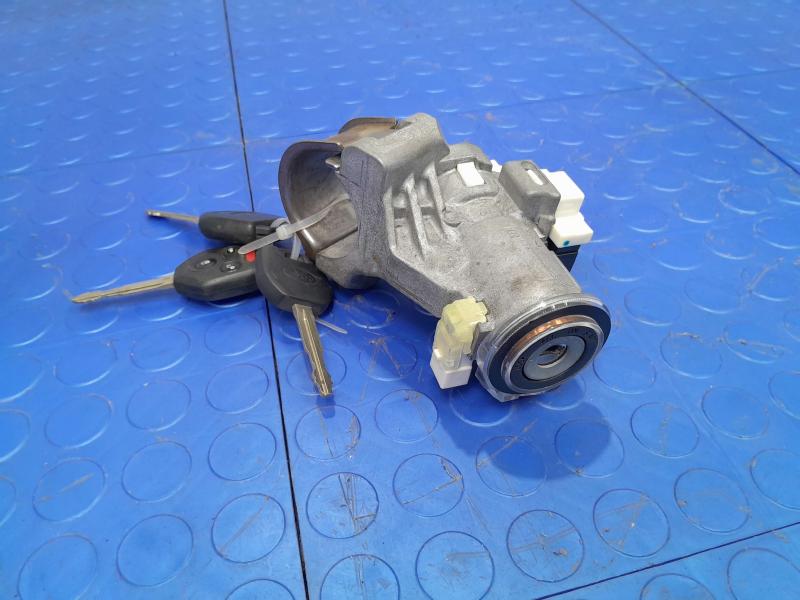 2014-2018 Subaru Forester Ignition Switch Assembly with Key Genuine OEM 83131FJ000