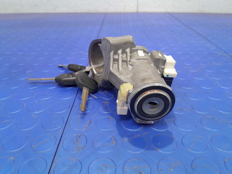 2014-2018 Subaru Forester Ignition Switch Assembly with Key Genuine OEM 83131FJ000