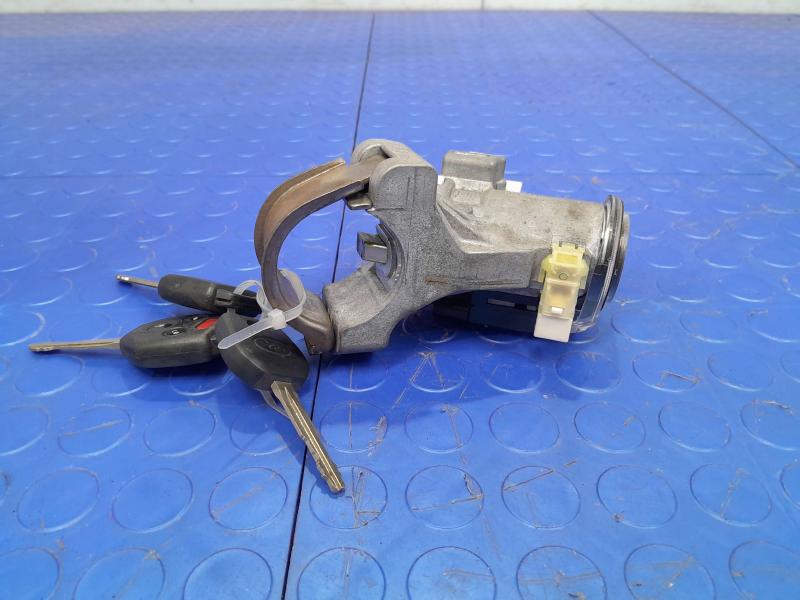 2014-2018 Subaru Forester Ignition Switch Assembly with Key Genuine OEM 83131FJ000