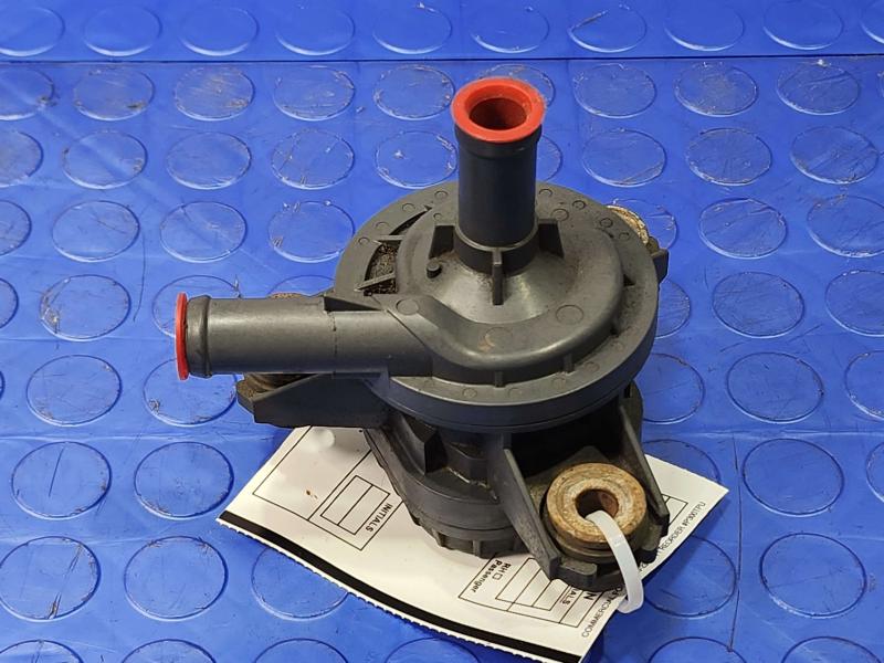 2015 Toyota Prius Coolant Pump