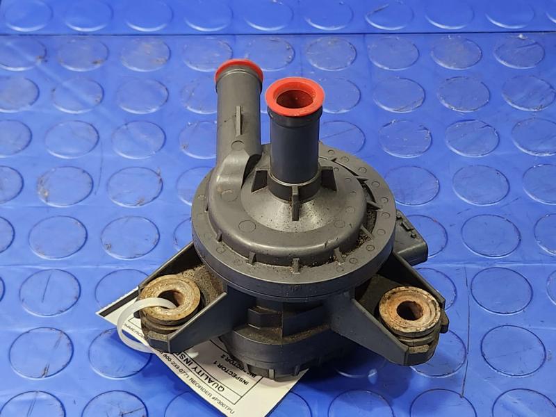 2015 Toyota Prius Coolant Pump