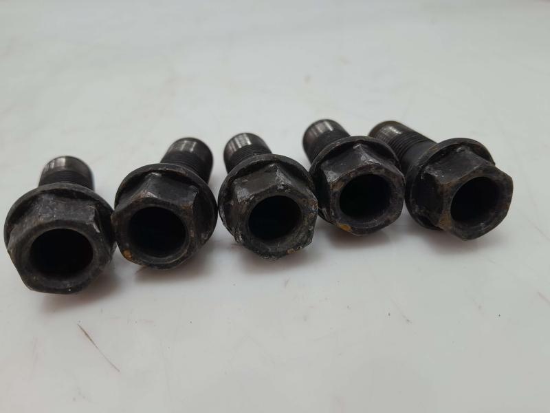 2018 BMW 430i Lug Nuts