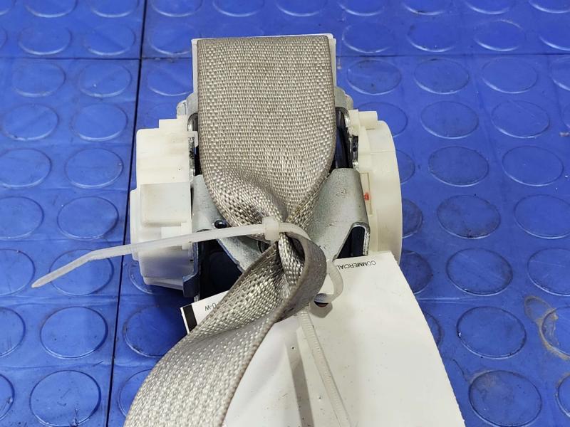 2012 GMC Yukon Rear Seat Belt