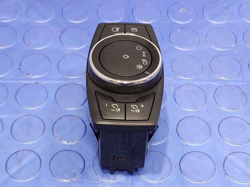2014 Ford Focus Headlight Switch (Dash Mtd)