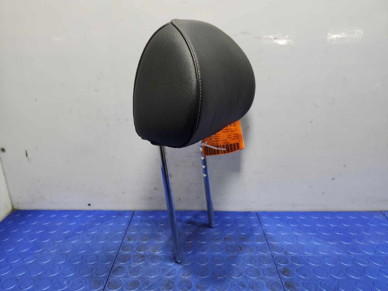 2017 Kia Niro Headrest