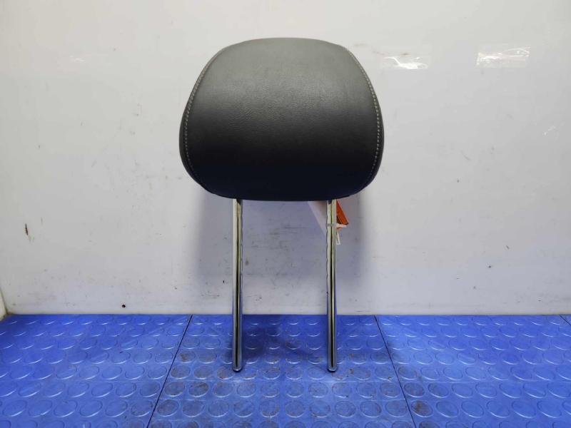 2017 Kia Niro Headrest