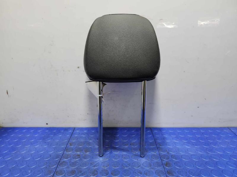 2017 Kia Niro Headrest