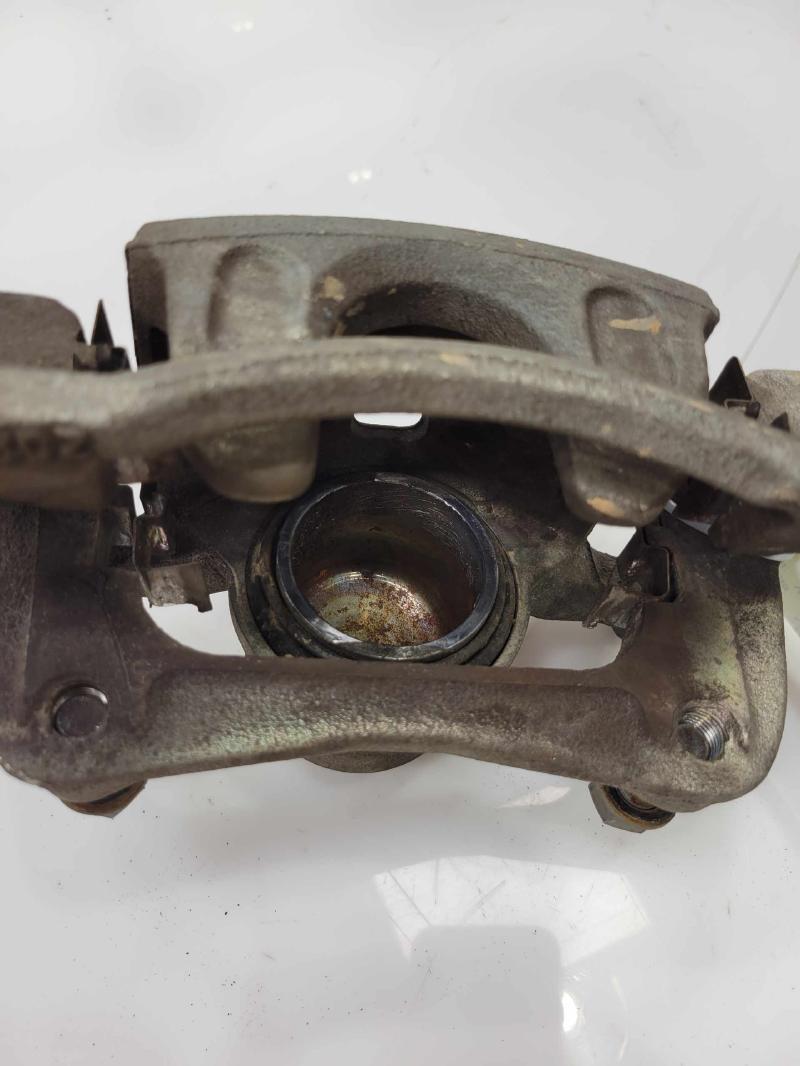 2013 Hyundai Veloster Caliper