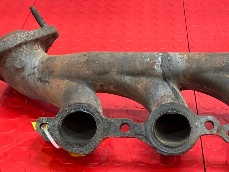 2008 Chevrolet Suburban Exhaust Manifold