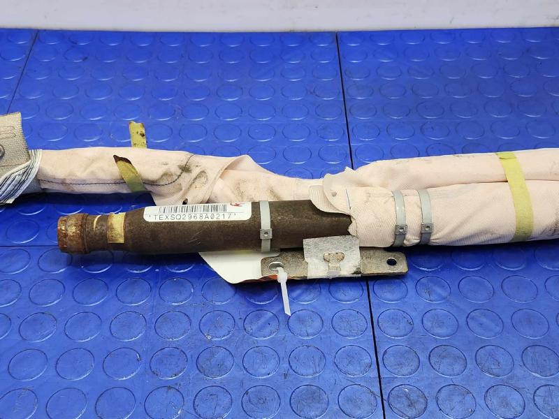 2009 Volkswagen Routan Air Bag