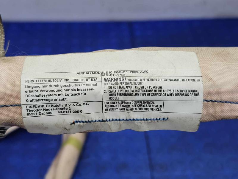 2009 Volkswagen Routan Air Bag