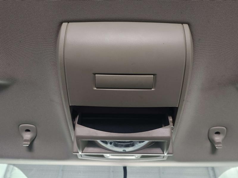 2012 Dodge Grand Caravan Front Console
