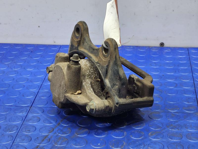 2012 GMC Yukon Caliper