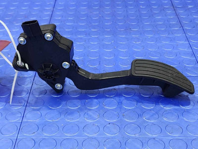 2017-2023 Subaru Crosstrek Accelerator Pedal Assembly Genuine OEM 36010FL021