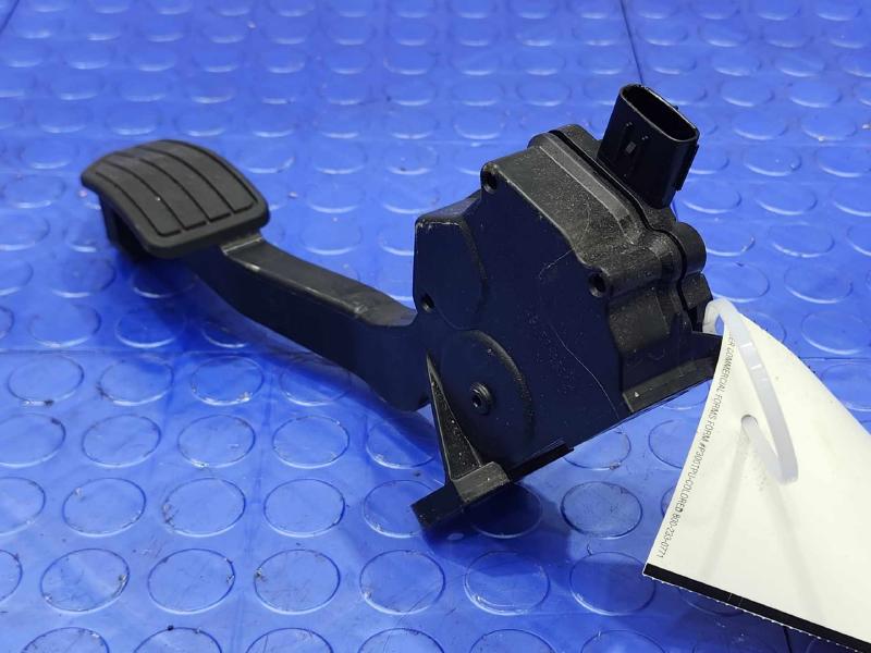 2017-2023 Subaru Crosstrek Accelerator Pedal Assembly Genuine OEM 36010FL021