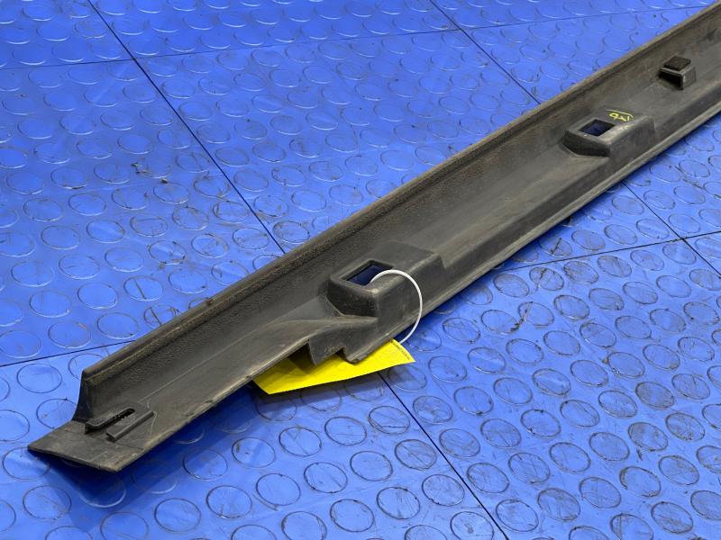 2016 Subaru Forester Rocker Moulding