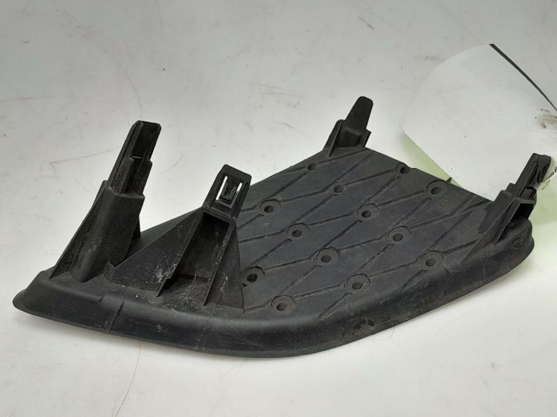 2009 Toyota Corolla Grille