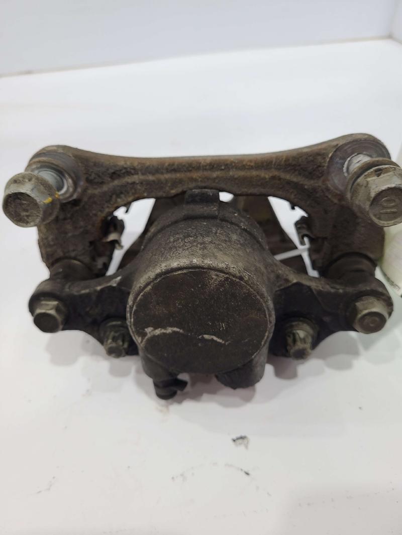 2015 Genesis Genesis Caliper