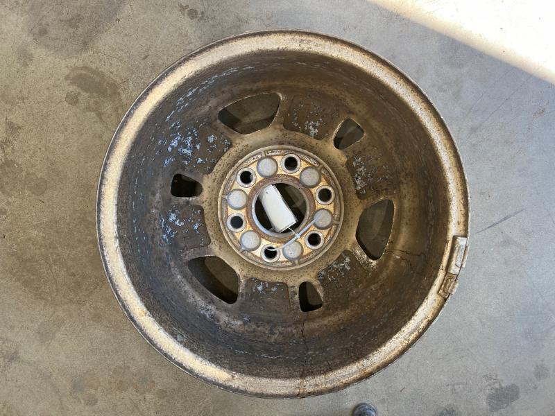 2001 GMC Sierra 1500 Wheel