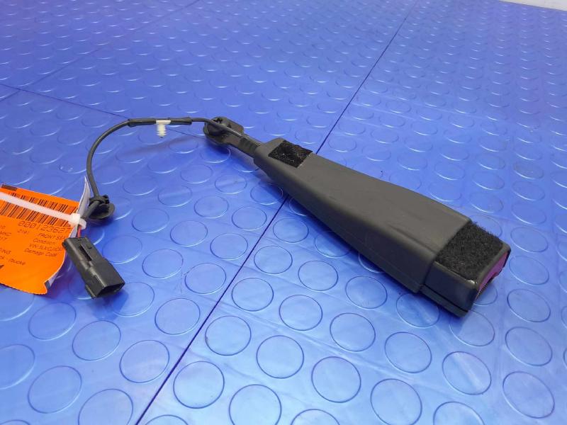 2017 Lincoln MKC Front Seat Belt