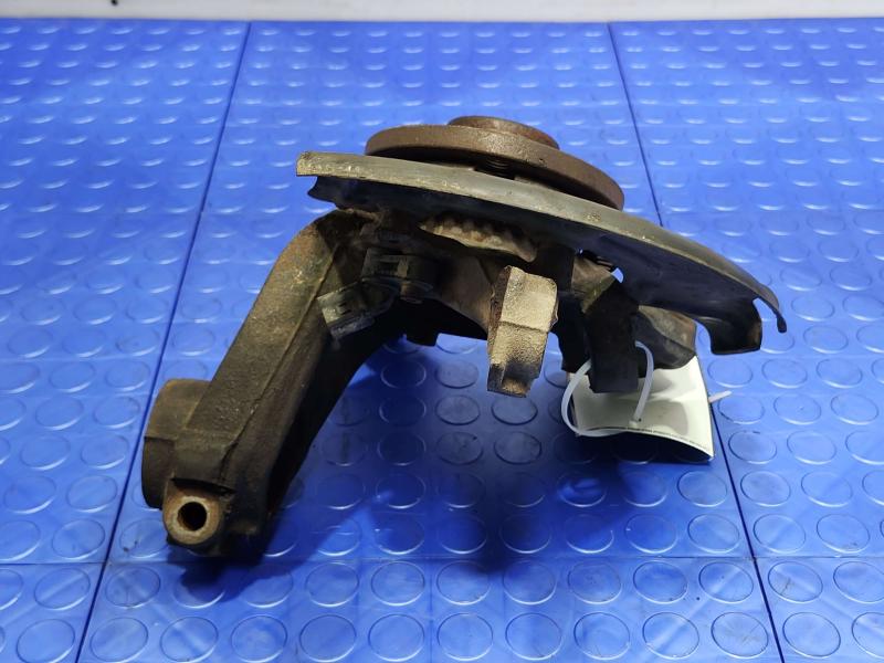 2005 Volkswagen Jetta Spindle Knuckle Front