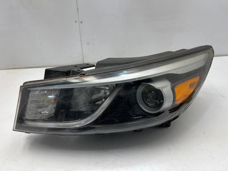 2016 Kia Sedona Headlamp Assembly