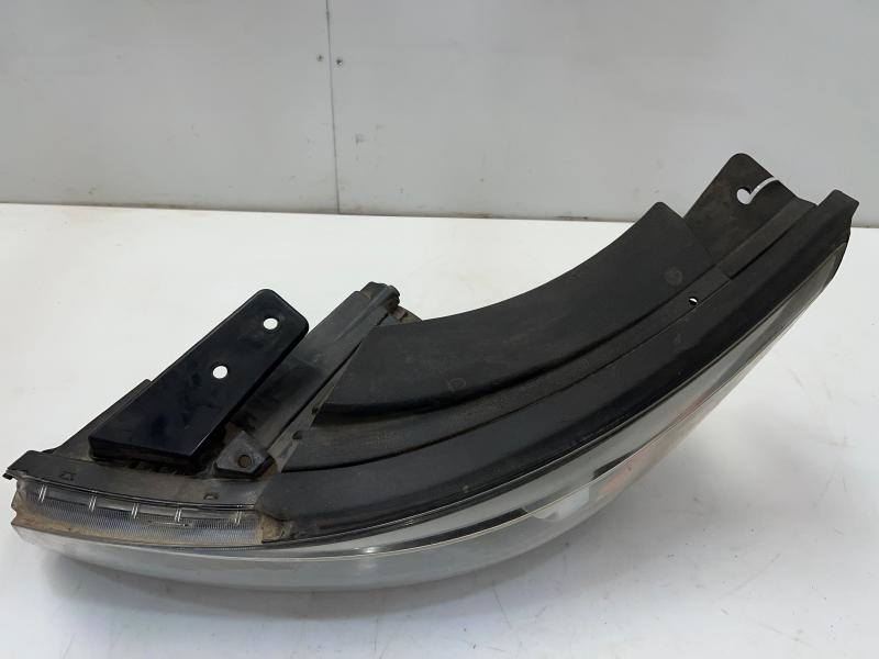 2016 Kia Sedona Headlamp Assembly
