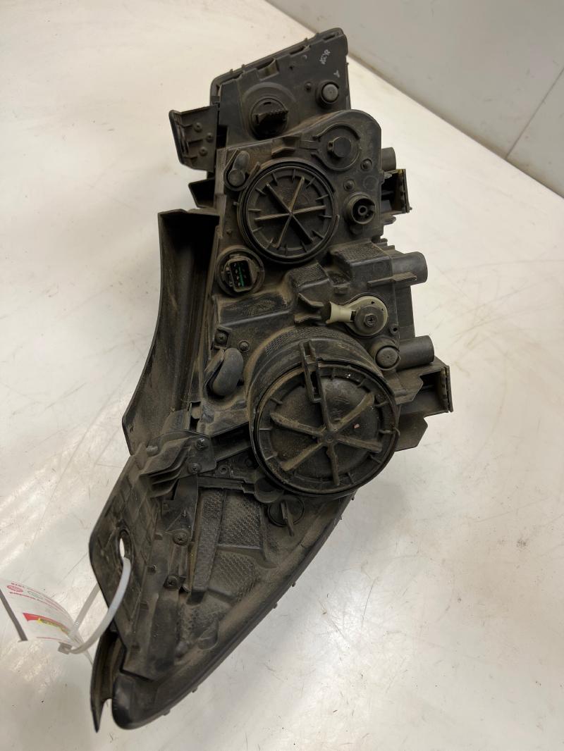 2016 Kia Sedona Headlamp Assembly