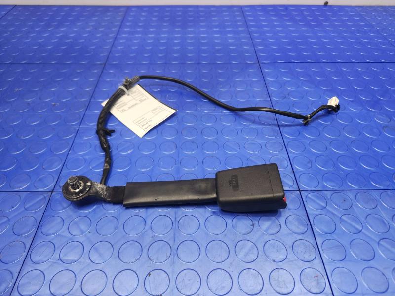 2013 Infiniti FX35 Front Seat Belt