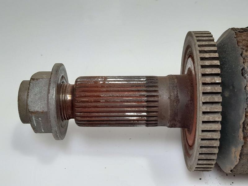 2014 Kia Sedona Axle Shaft