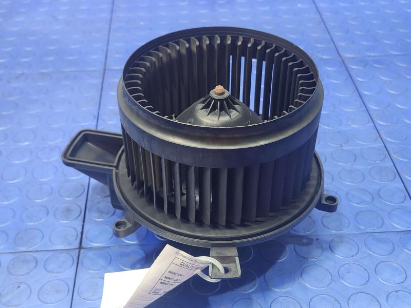 2013 Dodge Durango Blower Motor
