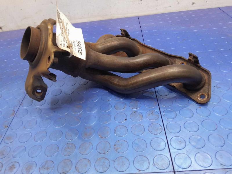 2010 Toyota Corolla Exhaust Manifold