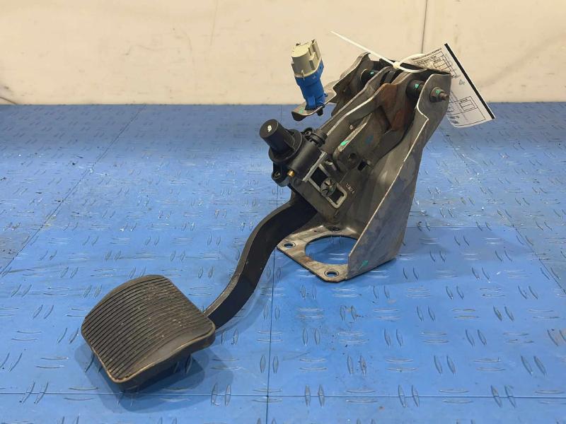 2011 Ford F-150 Brake Pedal