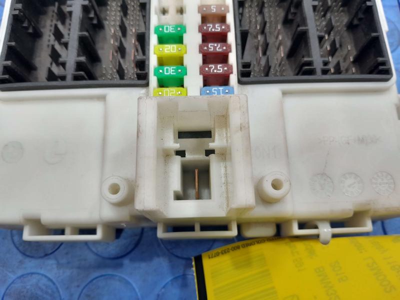 2014-2015 BMW 328i F30 CAN Bus Body Control Module BCM OEM 6135936640901