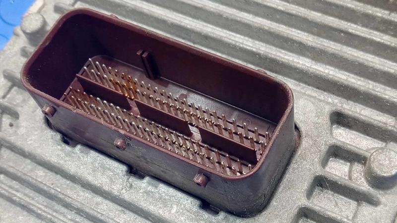 2013 Chrysler 200 Engine/Motor Brain Box