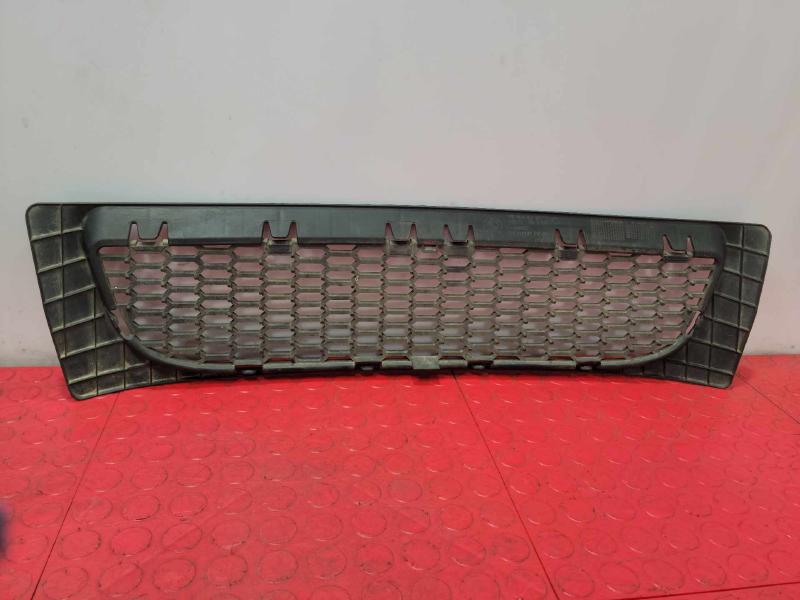 2006 BMW X3 Grille
