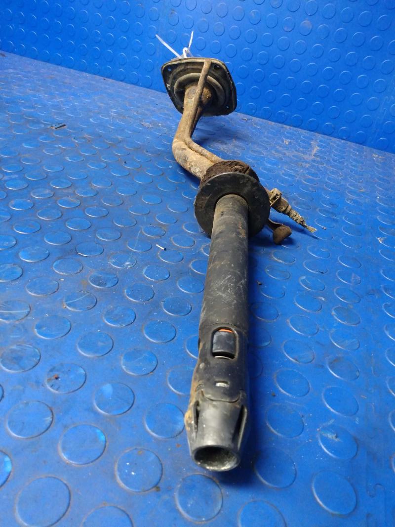 2005 - 2011 Ford Crown Victoria Fuel Filler Neck Assembly OEM 8W7Z9034B