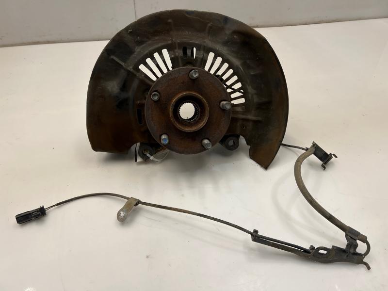 2011 Toyota Highlander Spindle Knuckle Front