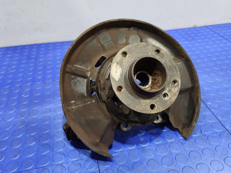 2008 BMW 128i Rear Knuckle/Stub Axle