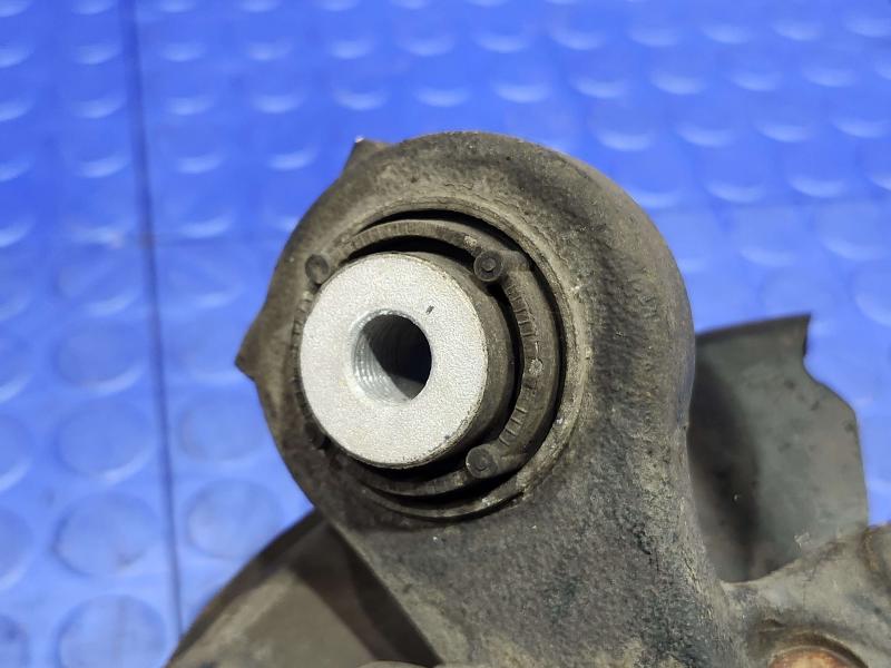 2008 BMW 128i Rear Knuckle/Stub Axle