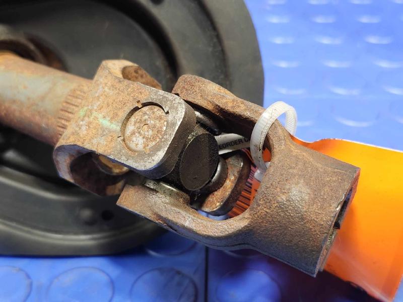 2014-2024 Dodge Ram 1500 Classic Upper Steering Shaft Assembly OEM 55057332AA