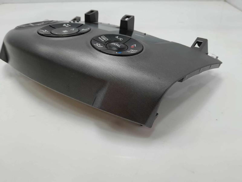 2011 Toyota RAV4 Heater A/C Control