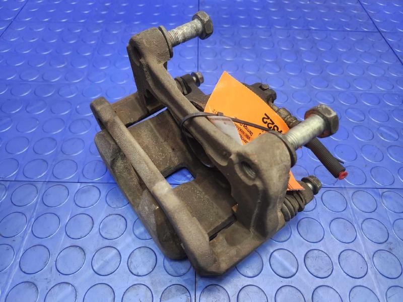 2017 Nissan Maxima Caliper