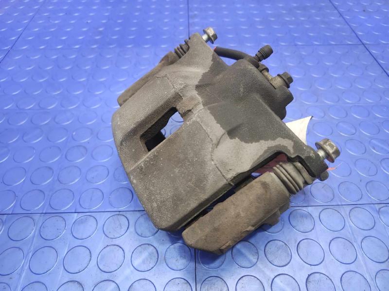 2017 Nissan Maxima Caliper