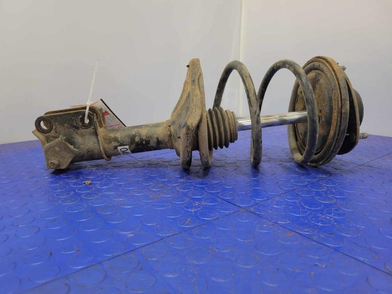 2000 Mitsubishi Eclipse Strut Assembly