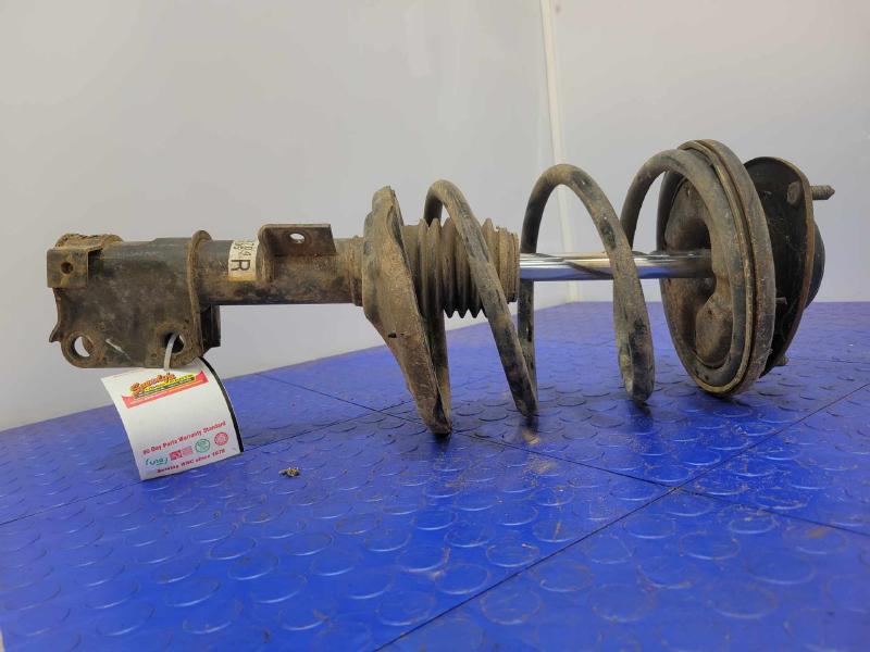 2000 Mitsubishi Eclipse Strut Assembly