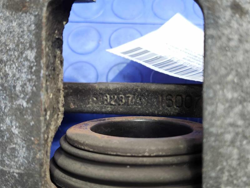 2009 Volkswagen Routan Caliper